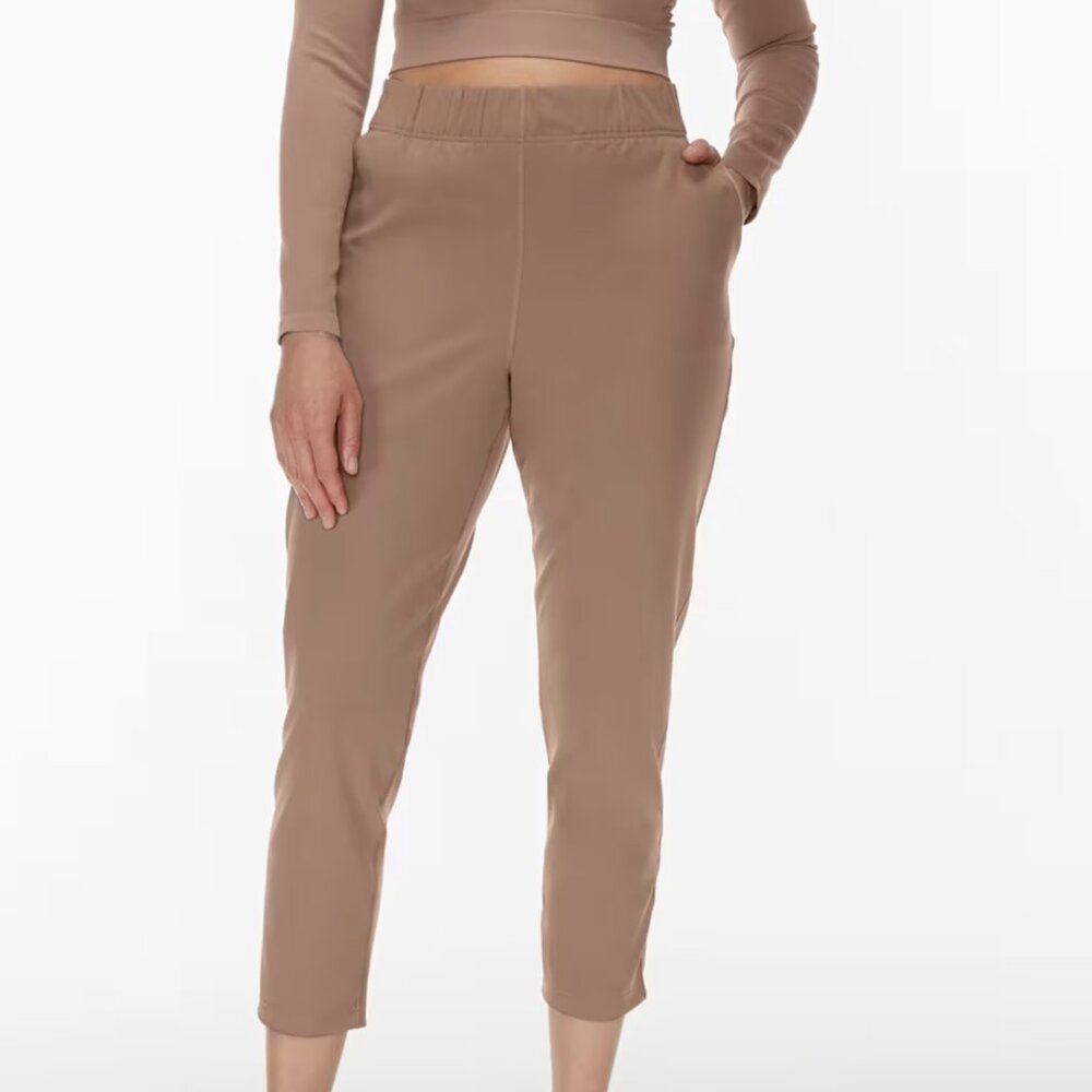 The Group by Babaton – Weekender Pant (Deep Taupe, Size L)